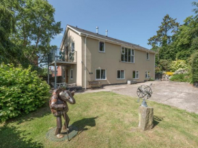 The School Bakehouse Apartment